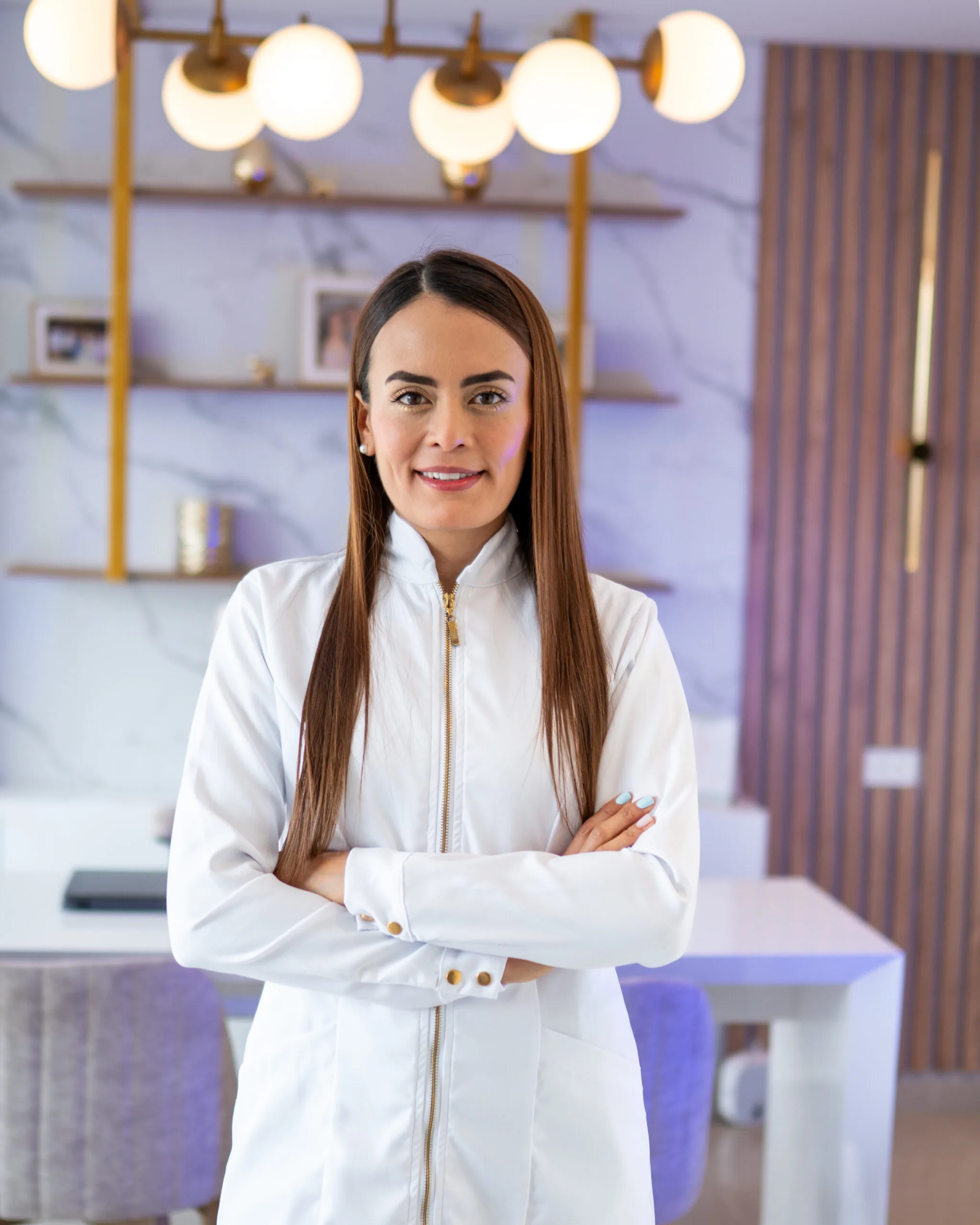 Dr. Johanna Calderón - Periodontics and Implants